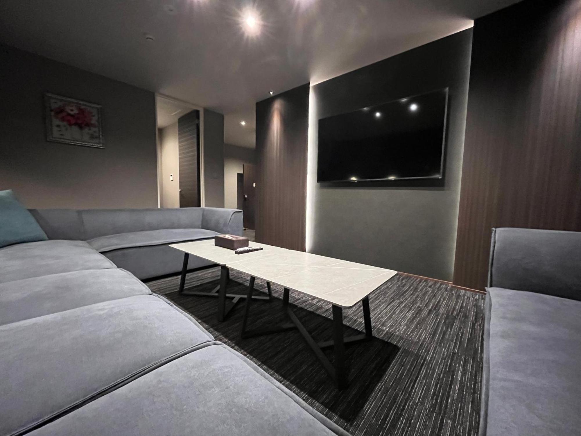 Hotel All Stay Hakata Kukodori Fukuoka  Buitenkant foto